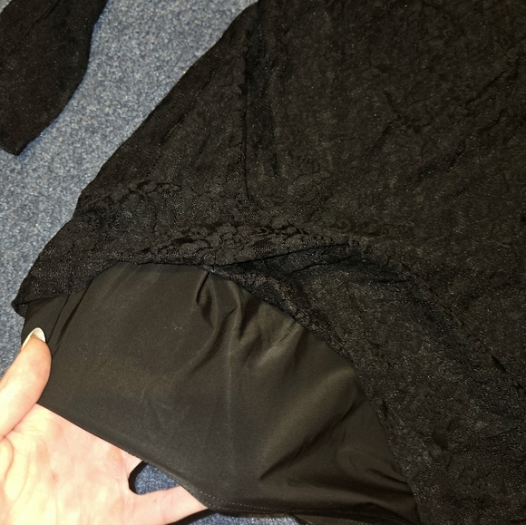 Long sleeve lace mini dress - Picture 4 of 6